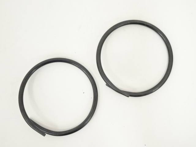  鋳師　孫兵衛造　唐銅鬼面風炉・丸釜添（共箱）